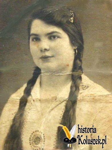 18-letnia Adela w koszuli własnego kroju i haftu; fot. 1927