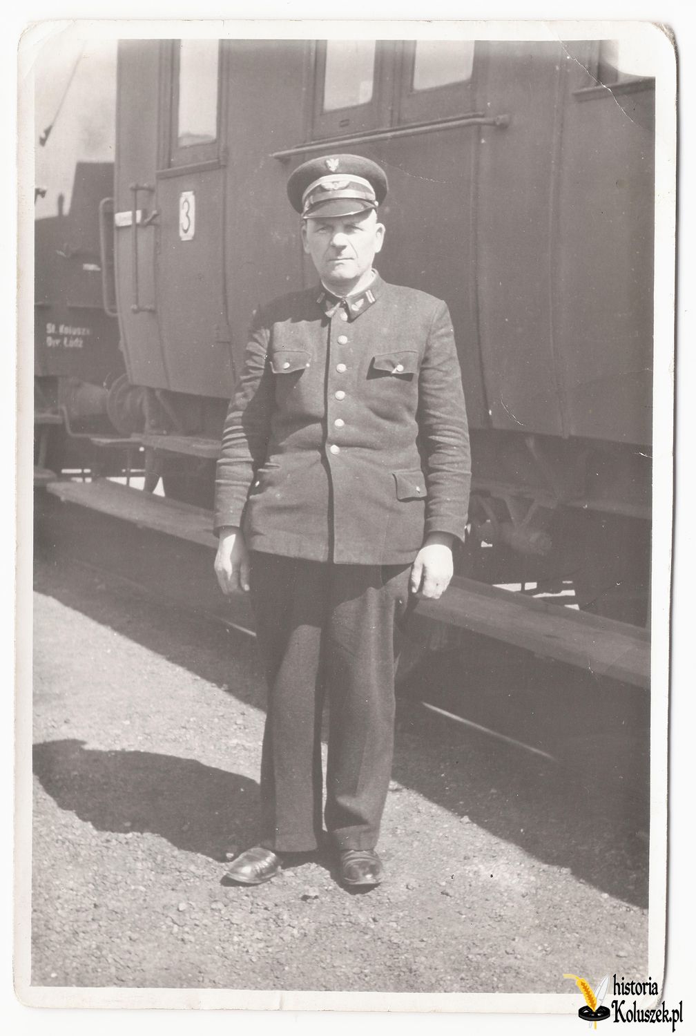 Franciszek Basiak, kierownik drużyn konduktorskich na stacji w Koluszkach w 1961 roku.